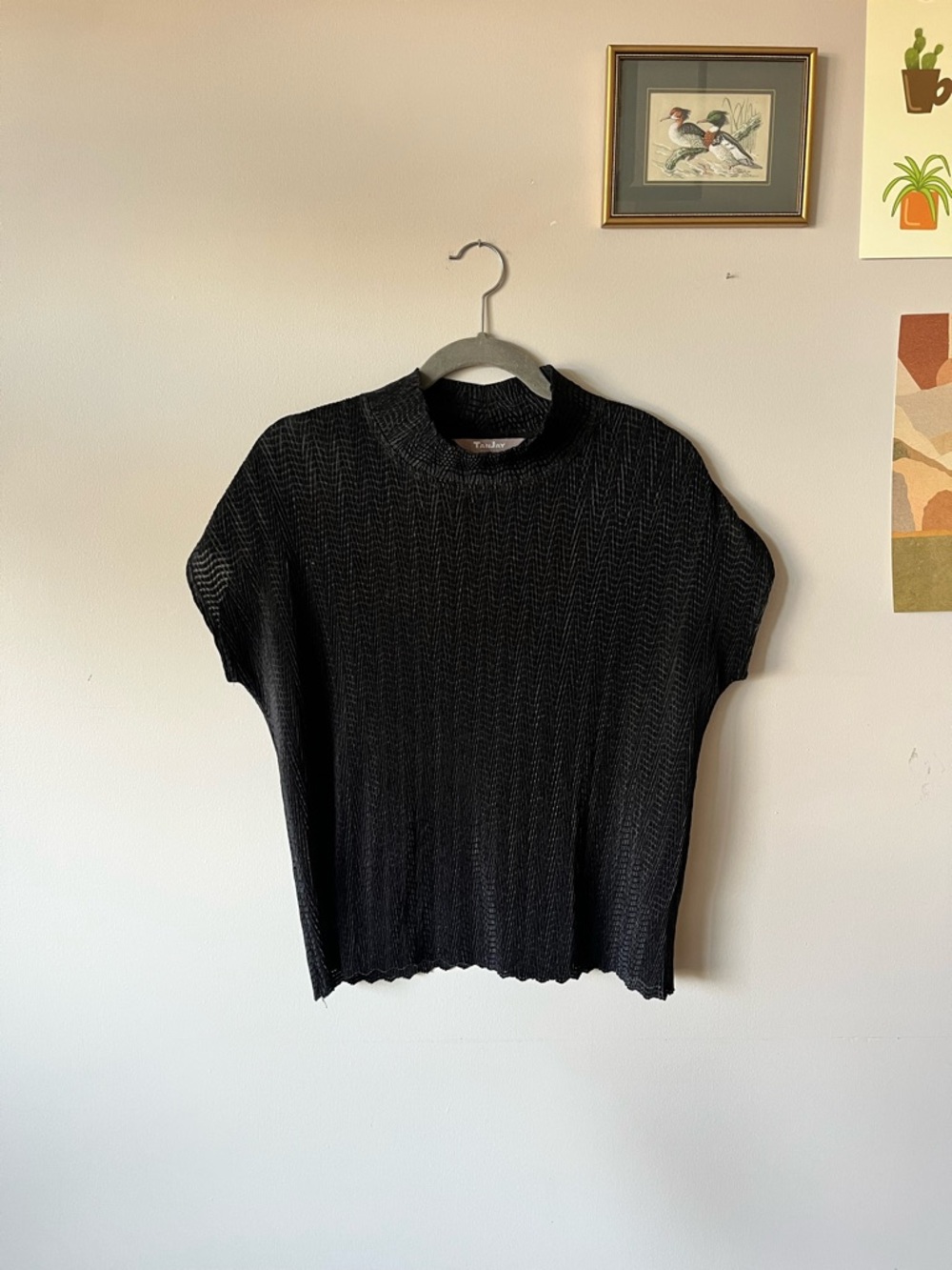 Vintage TanJay Black Short Sleeve Mock Neck Textured Woven Blouse Size Medium